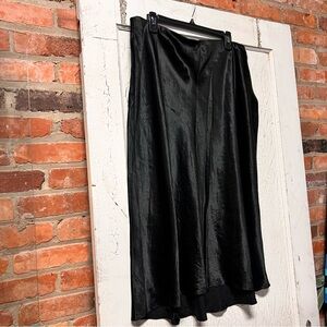 Vince Slip Skirt in Black Size 1X